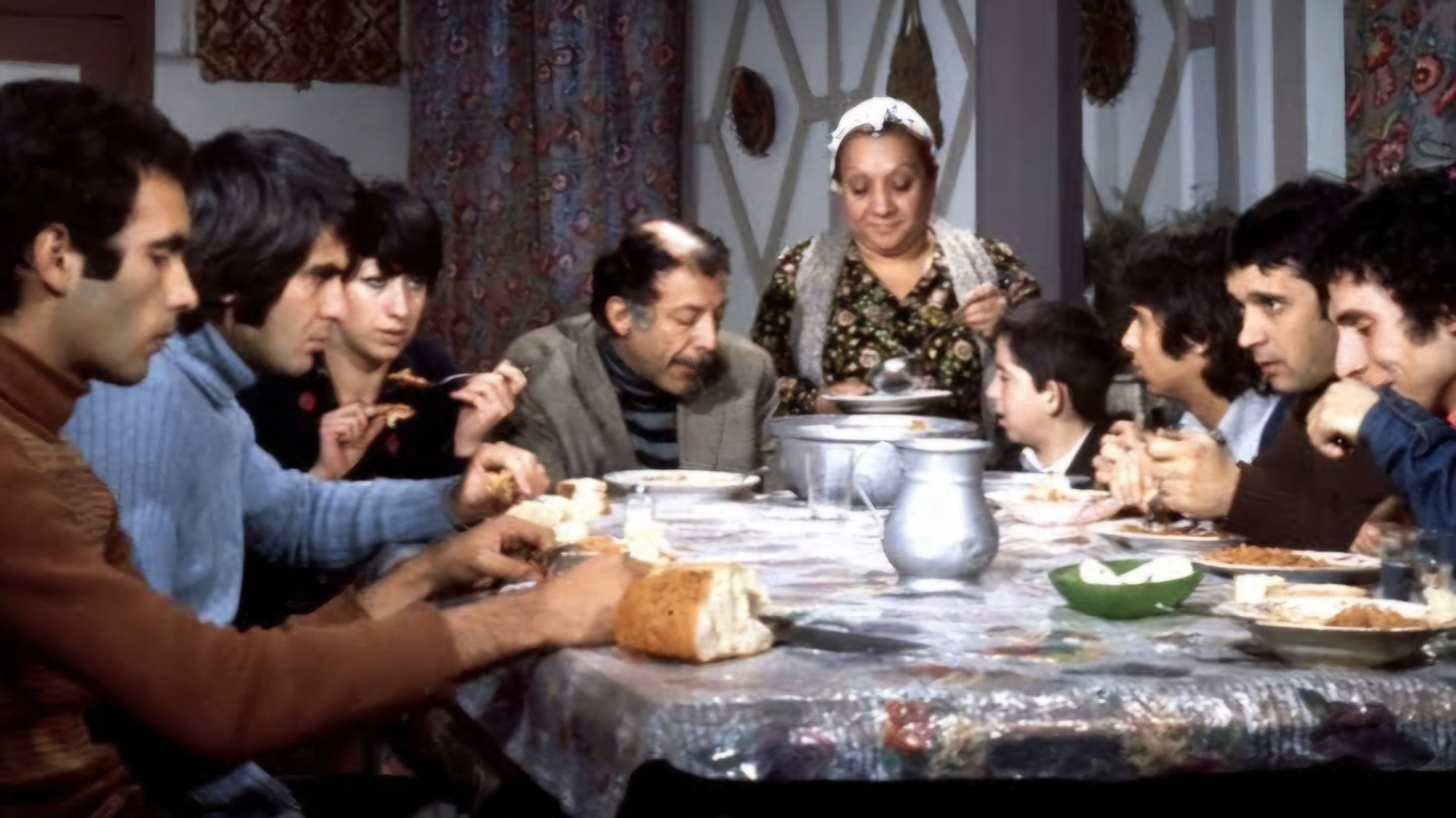 Bizim Aile
